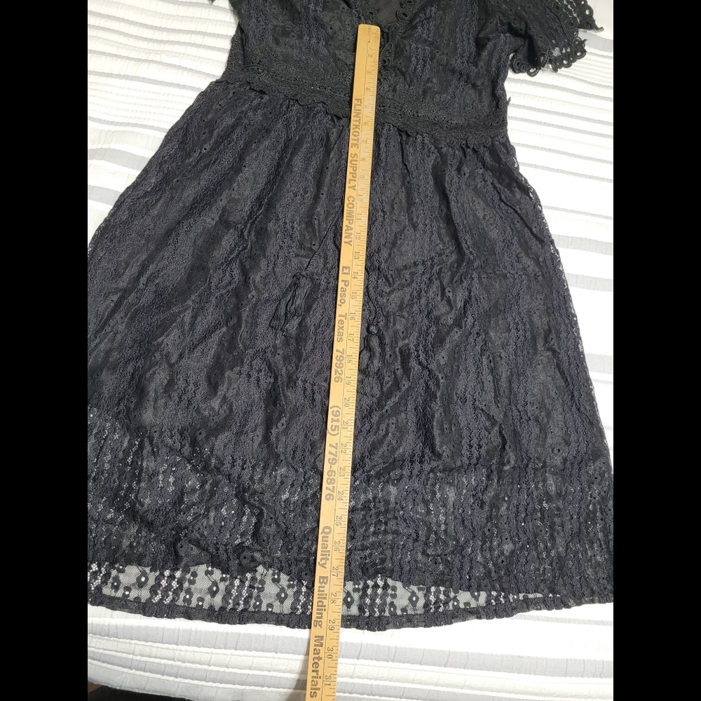 Allison New York Dress. Black. Size L - Picture 7 of 10